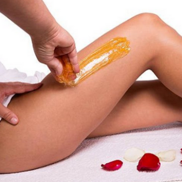 women-waxing